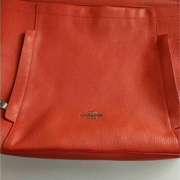 Coach Scout Hobo In Pebbled Leather - Picture 3 of 16